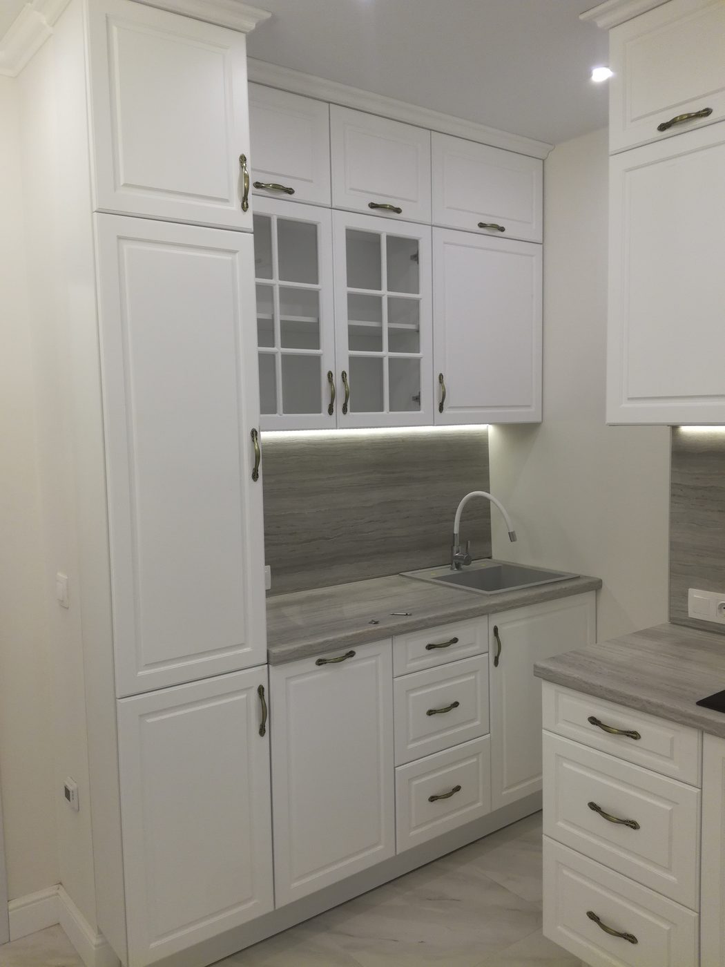 White kitchen cabinet detail